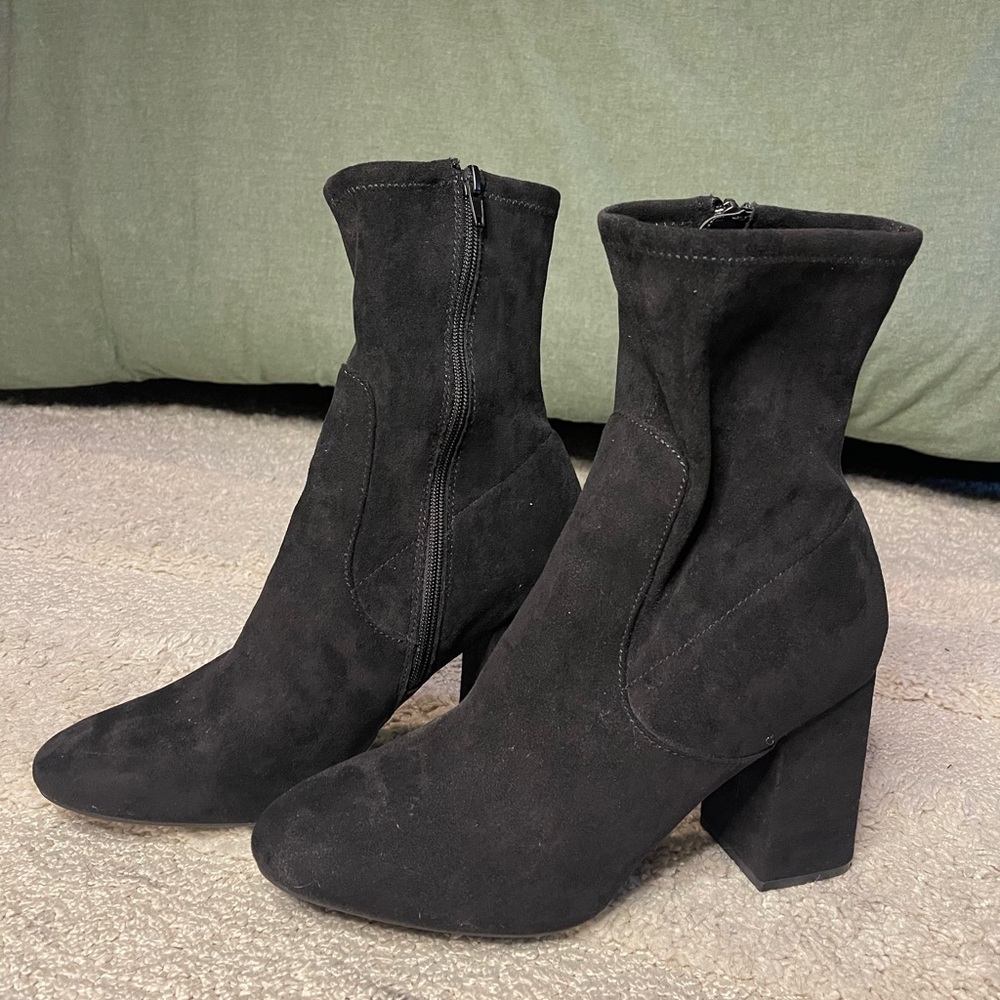 JustFab Black Rainsford Classic Heeled Boots